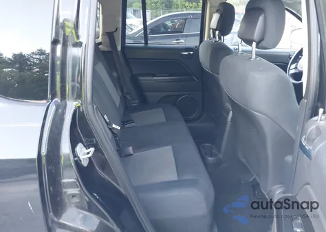 2011 Jeep Compass z USA, uszkodzony, nr VIN 1J4NF1FB4BD134597